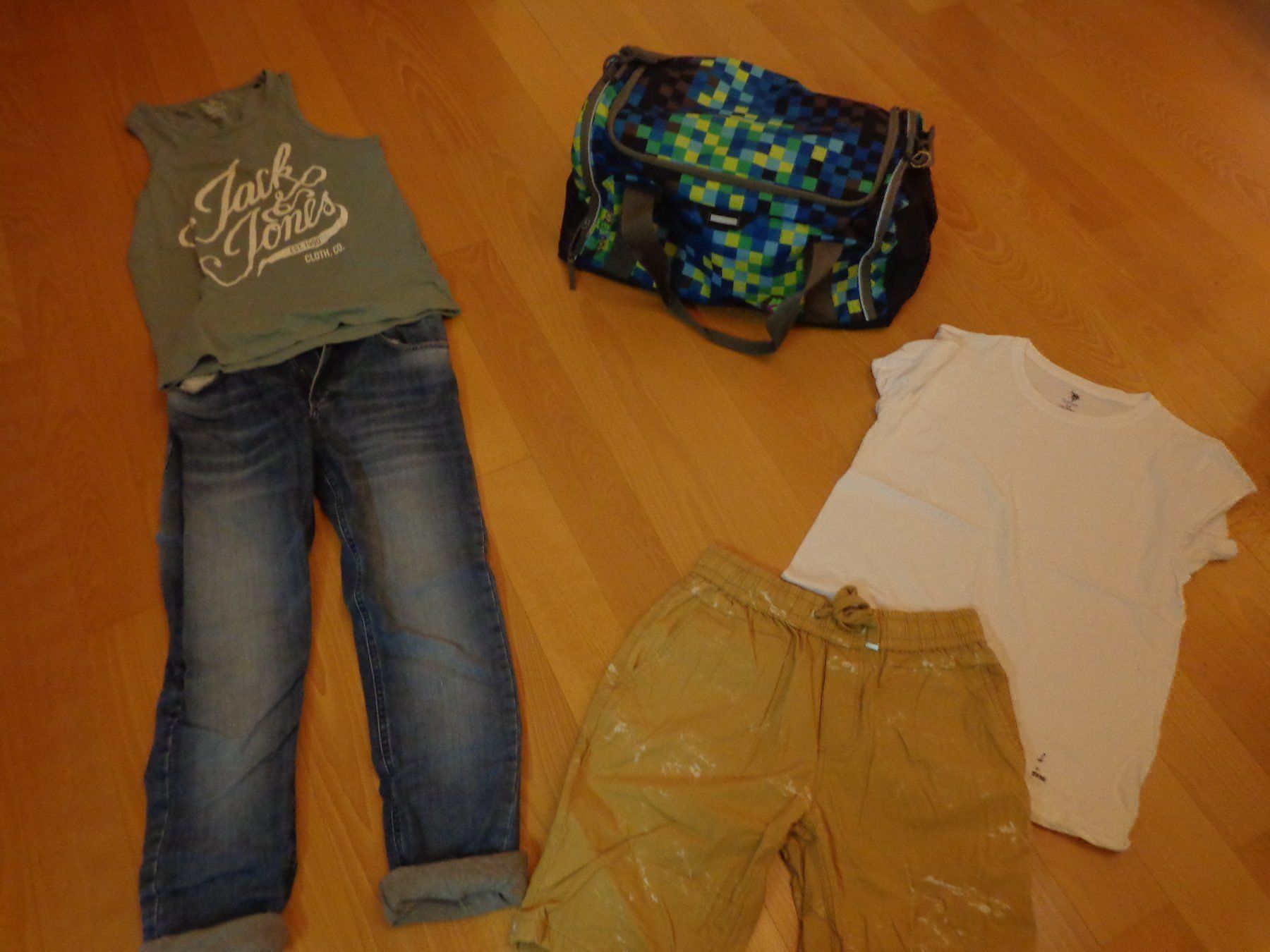 Lotti & Set di vestiti: Jungen Kleiderpaket – Usato da Greifensee venduto da Toggi11