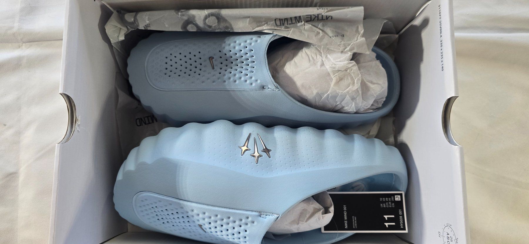 Nike Herrenschuhe: Nike Mind 001 Nocta Slide Light Blue / Moon Gr. 45 "NEU" – Neu und originalverpackt aus Löhningen von Sanmyk 5