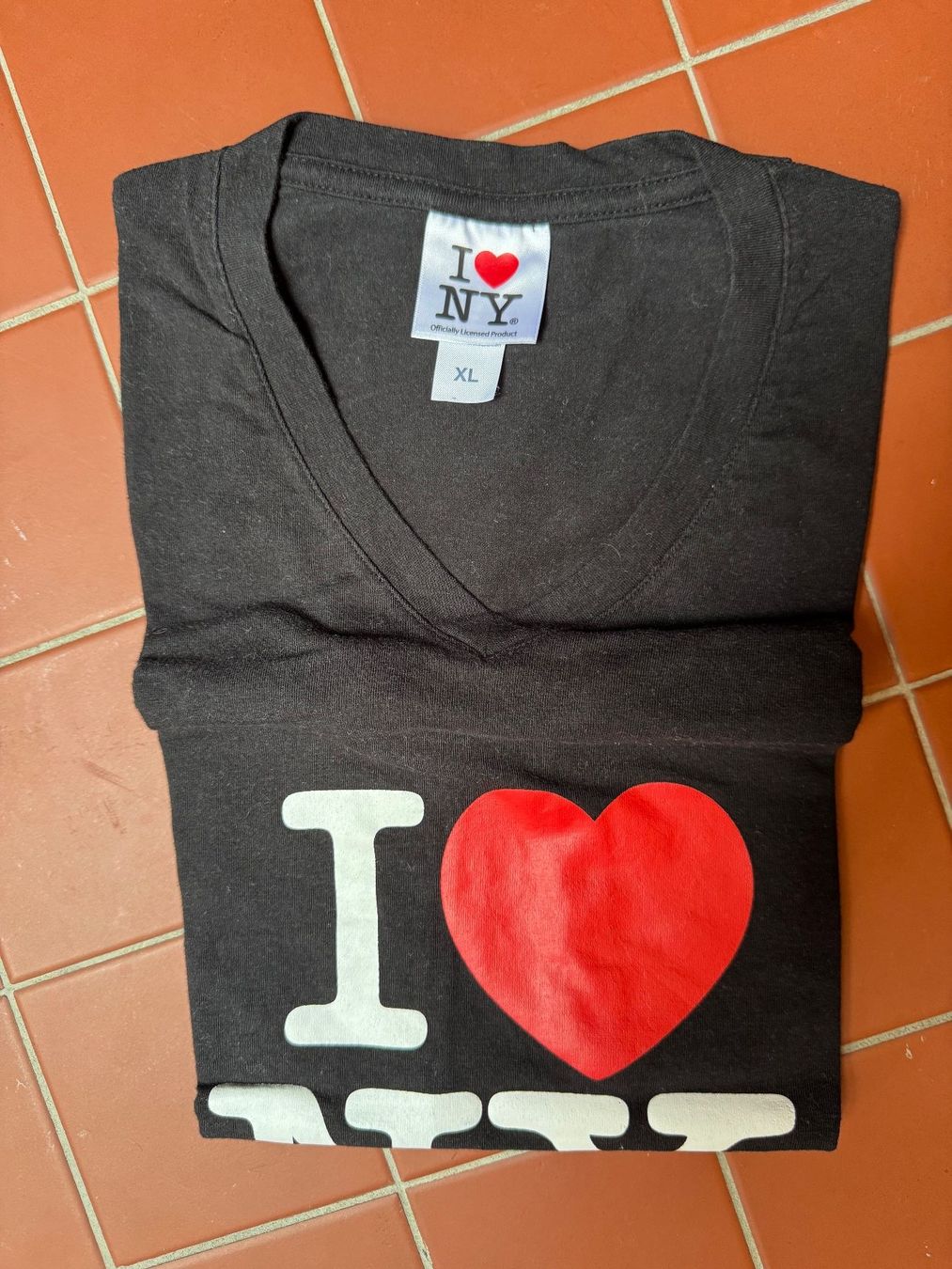 T-Shirts: T-shirt NY (orginal) – Neu (gemäss Beschreibung) aus Blonay von Celuna