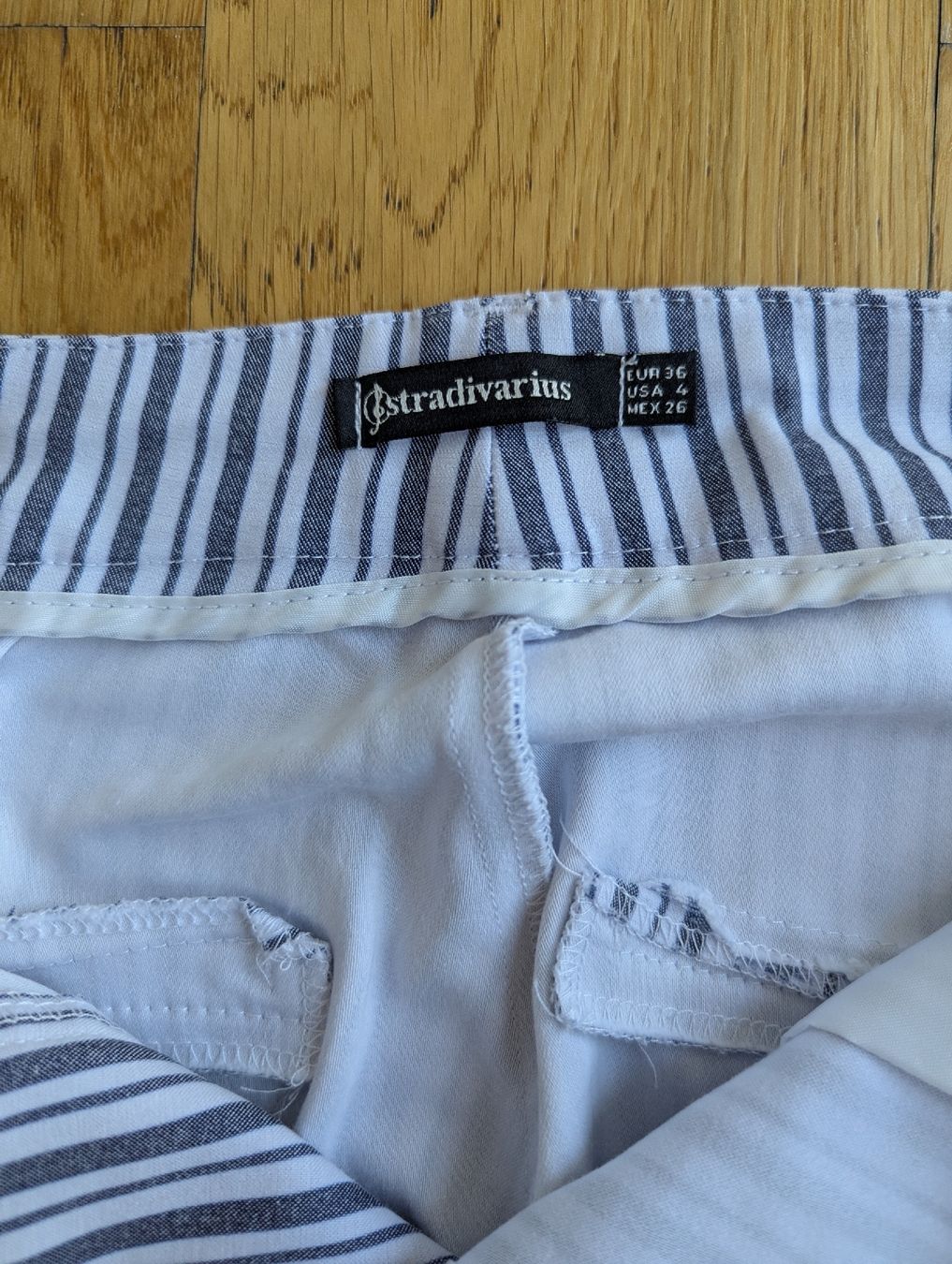 Pantaloni: Damen - Mädchen Hosen Grösse 36 – Usato da Wallisellen venduto da Taurusit 2