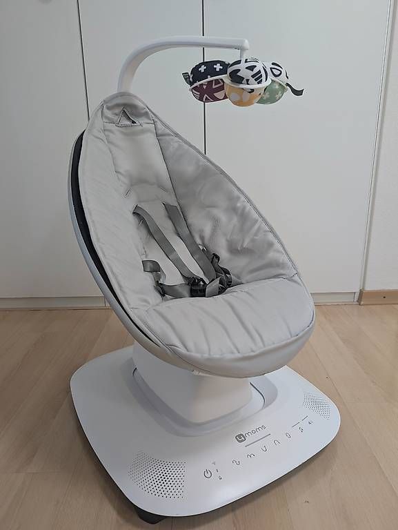 Sdraiette & Sdraiette a dondolo: 4moms MamaRoo 5 Classic, neuwertiger Zustand – Usato da Baar venduto da kal_qf8p