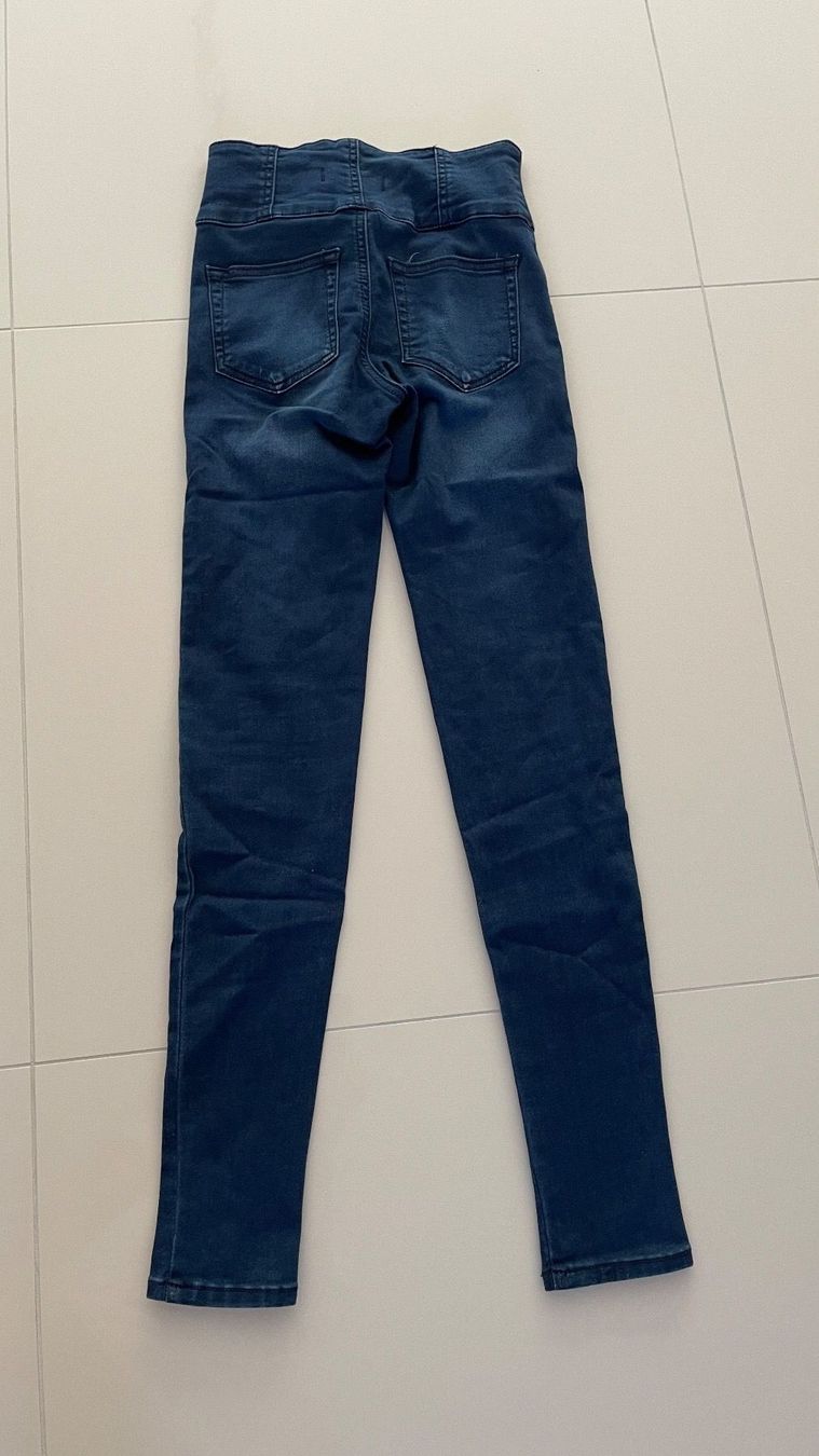 Jeans: Damenjeans – Neuf (Voir description) à Rheineck par pssesolnet 1