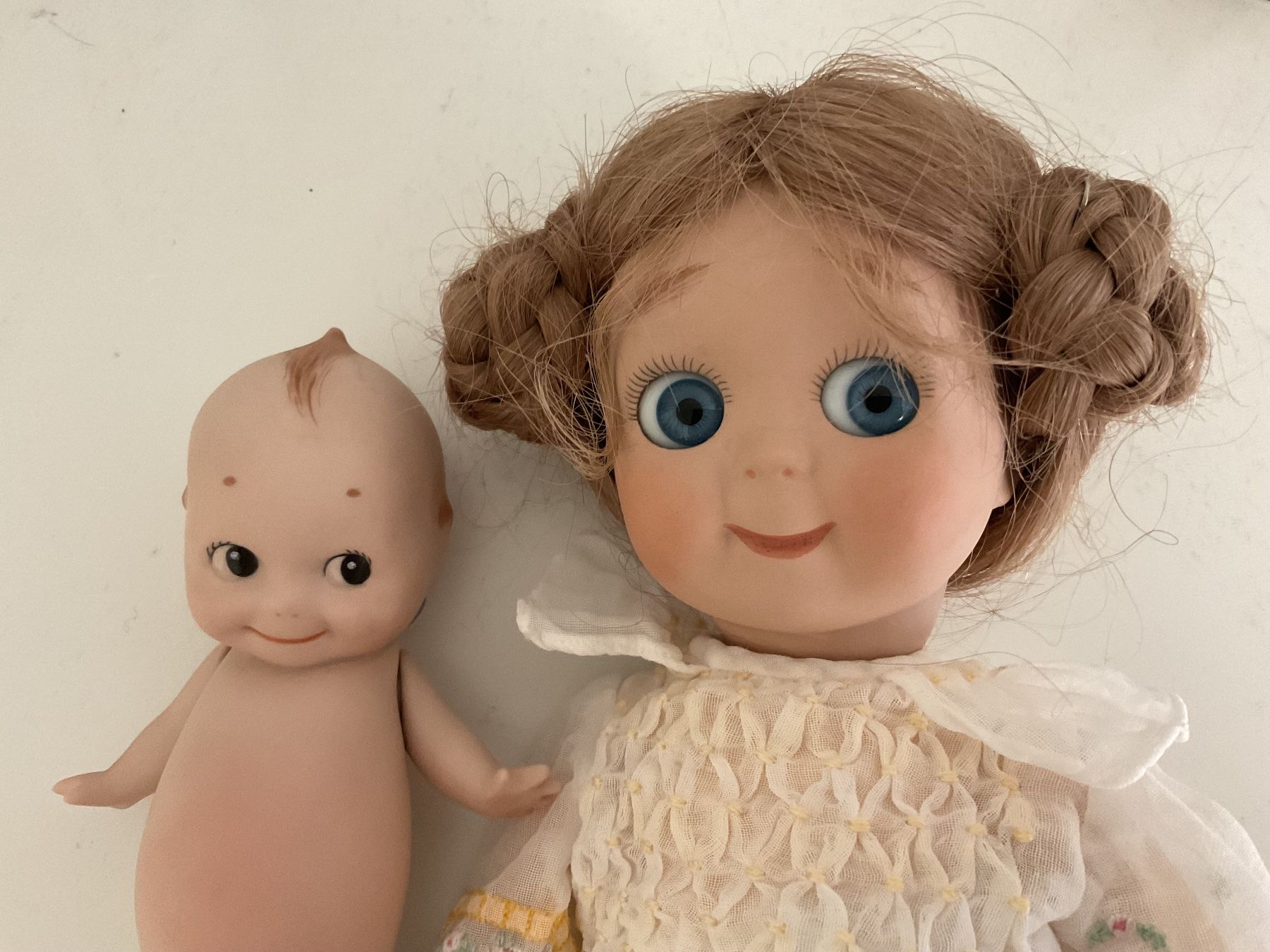 Bambole: 2 Puppen – Usato da Luzern venduto da Fairytel