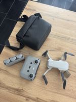 DJI Mini 2 Fly More Combo Drone neuwertige Zustand