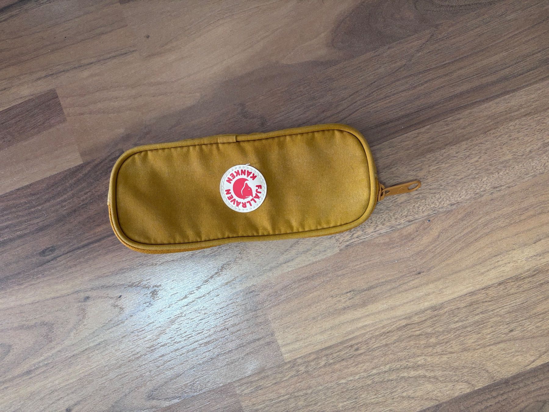 Plumiers: Etui – D'occasion à Reiden par laliviia