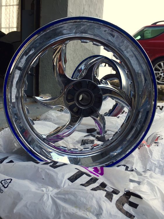 Yamaha R6 Felgen vo&hi RC-Racing-Custom Wheels (D'occasion) à Sils im ...