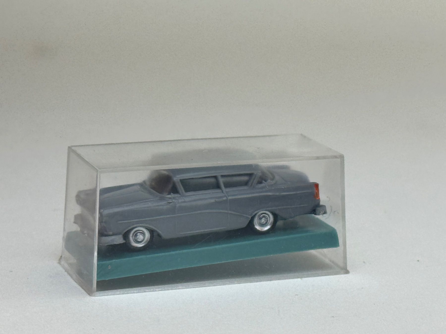 Eko Modellini d'auto: CH- EKO Opel Kapitän grau – Usato da Elm venduto da Wikmtz