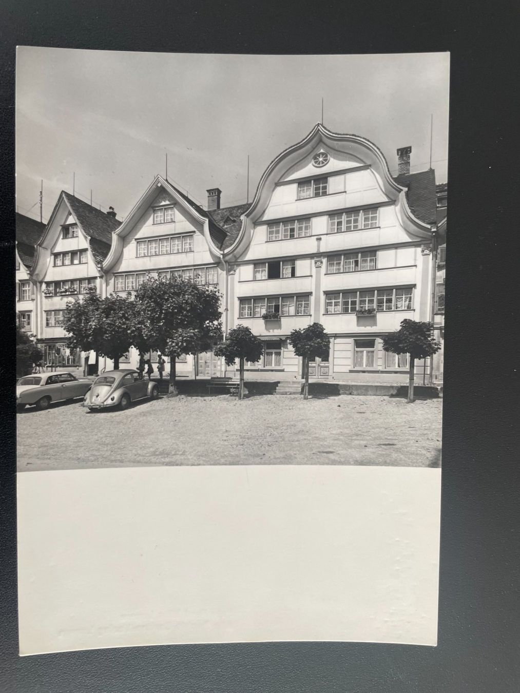 Cartoline postali: AK AR Gais, Dorfplatz – Usato da Thal venduto da Danny82