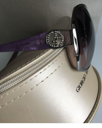 Giorgio Armani collezione occhiali con logo in swarovs