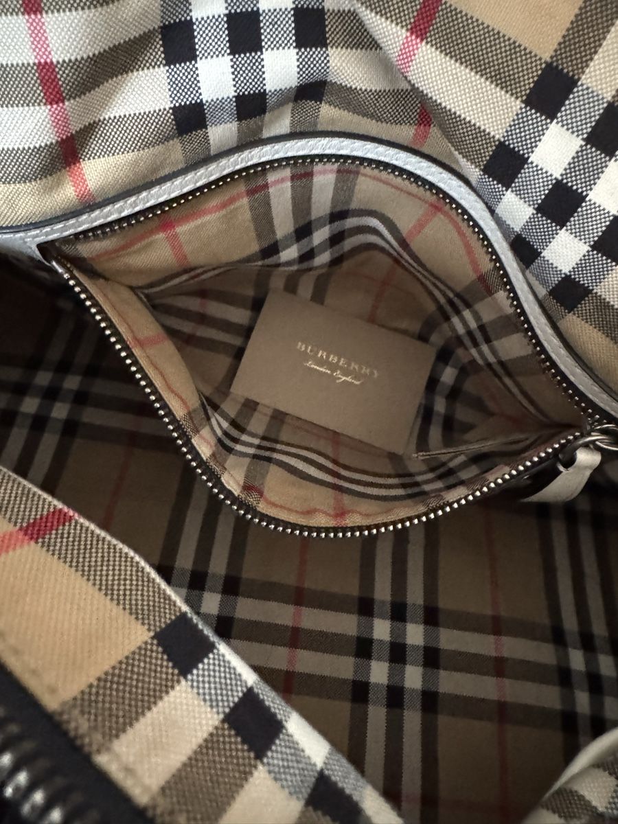Burberry Borse: Burberry Tasche – Usato da Herisau venduto da eli_27nh 6