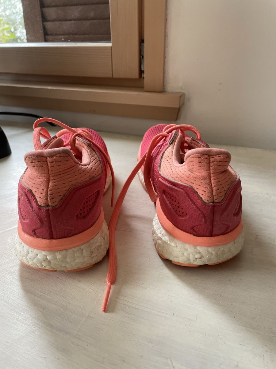 Adidas Chaussures femmes: Baskets Adidas – D'occasion à Lavigny par Lea_9rxv 2