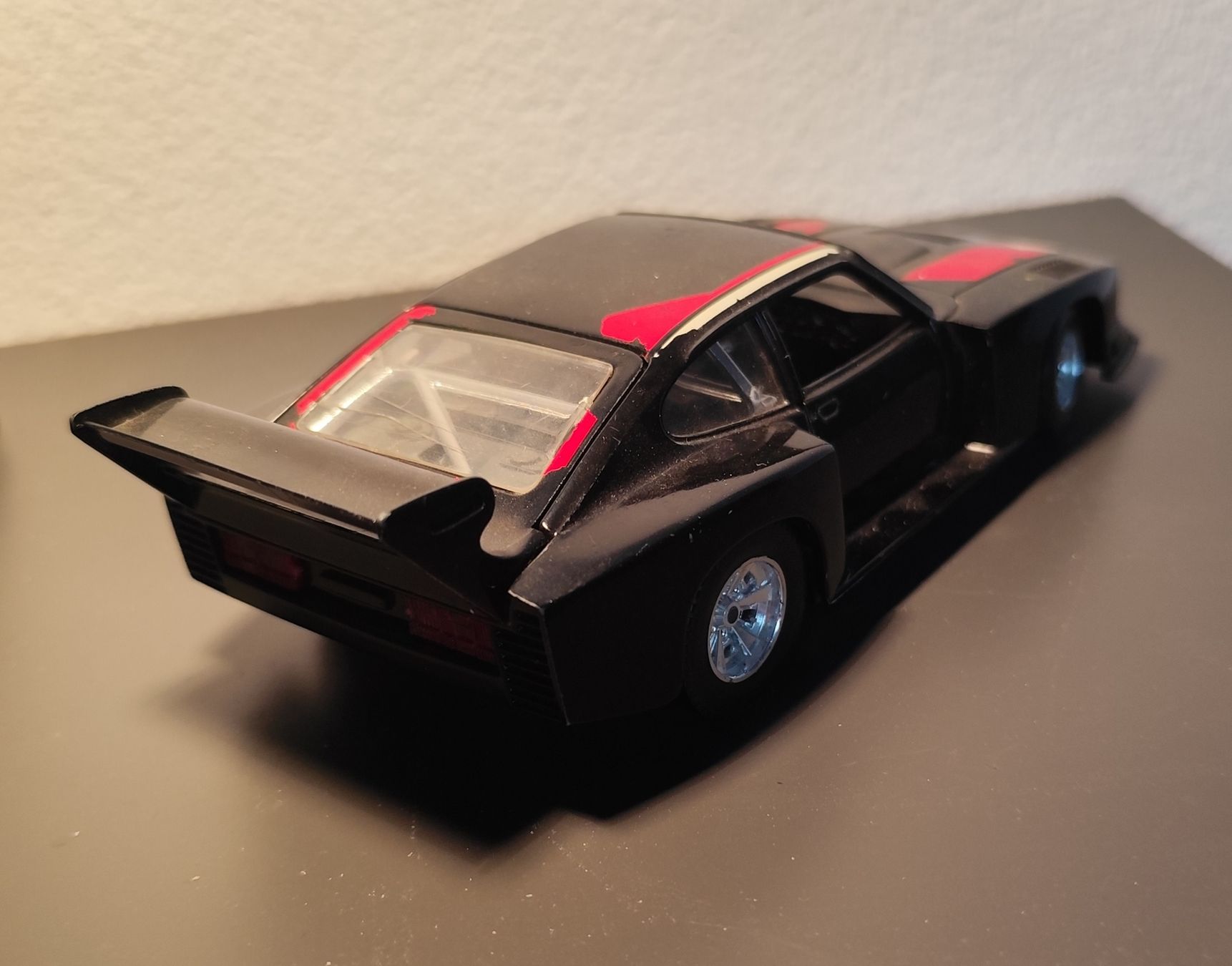 Bburago Modellini d'auto: Ford Capri – Usato da Arbaz venduto da diabolo28 1
