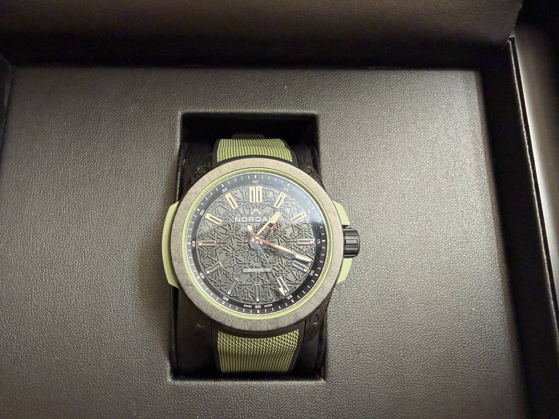 Norqain Uhren: NORQAIN Wild One 42mm Khaki Full Set – Gebraucht aus Rüfenacht BE von bouvii 1