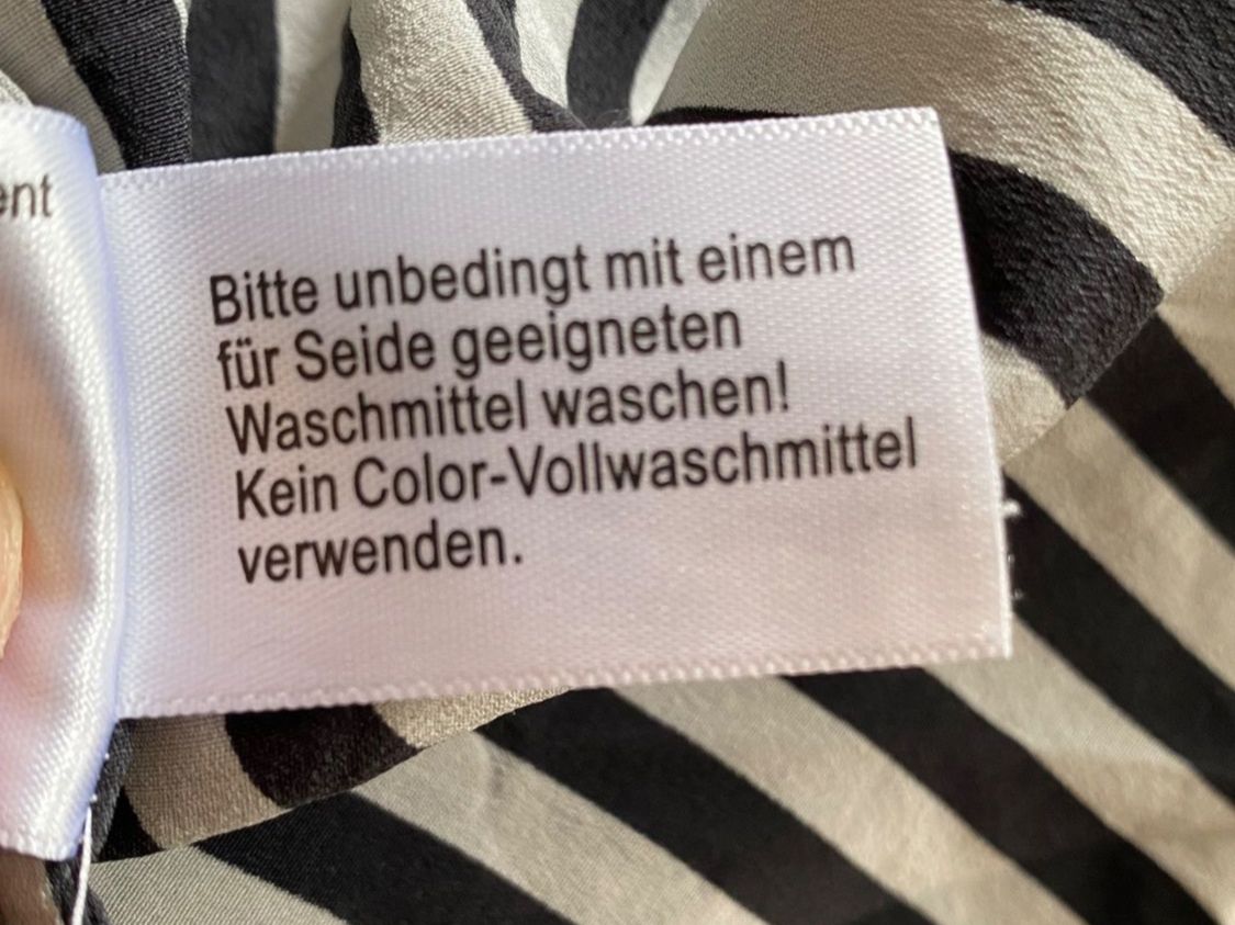 Van Laack Camicette: VAN LAAK Seidenbluse mit Schluppe - Vintage – Usato da Besazio venduto da lionheart63 7