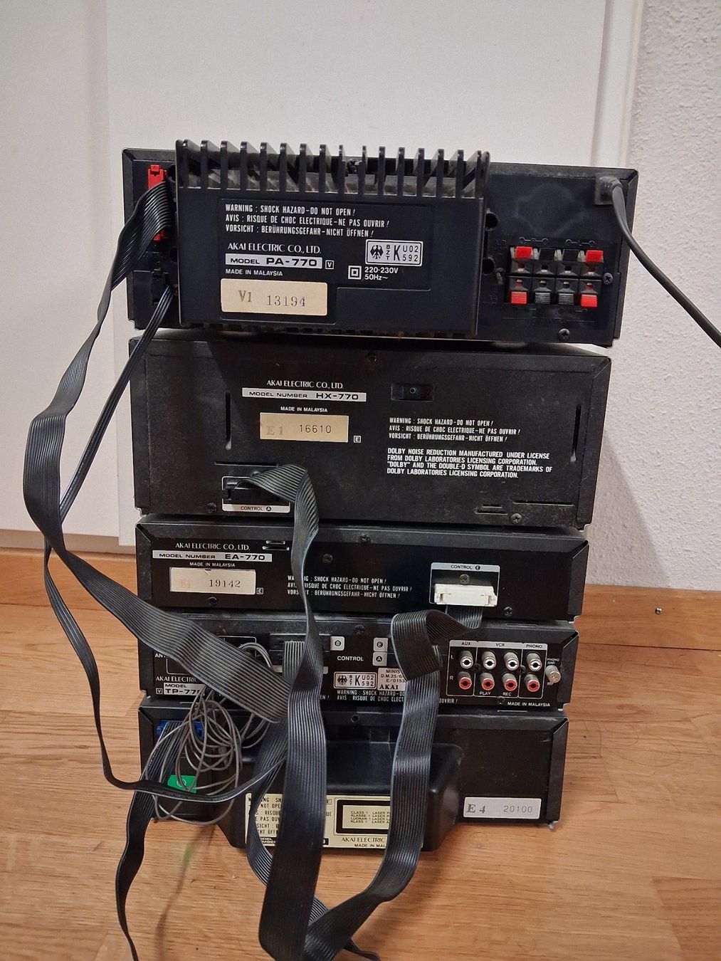 Radio: Akai Rigid Construction Mini System Hi-Fi Anlage – Usato da Bern venduto da Josef1903 2