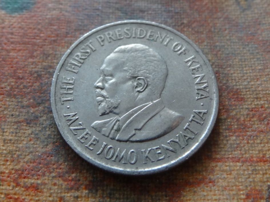 Tutti le monete: KENYA   50  Cents   1973 – Usato da Romanel-sur-Lausanne venduto da Swift13 1