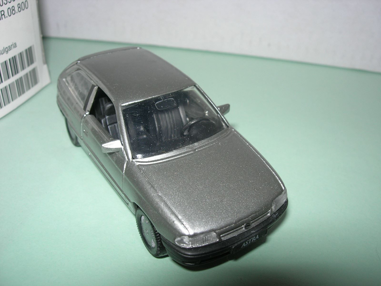 Opel Modellini d'auto: Opel Astra * Gama 1:43 – Nuovo e nell'imballaggio originale da Hornussen venduto da Amw