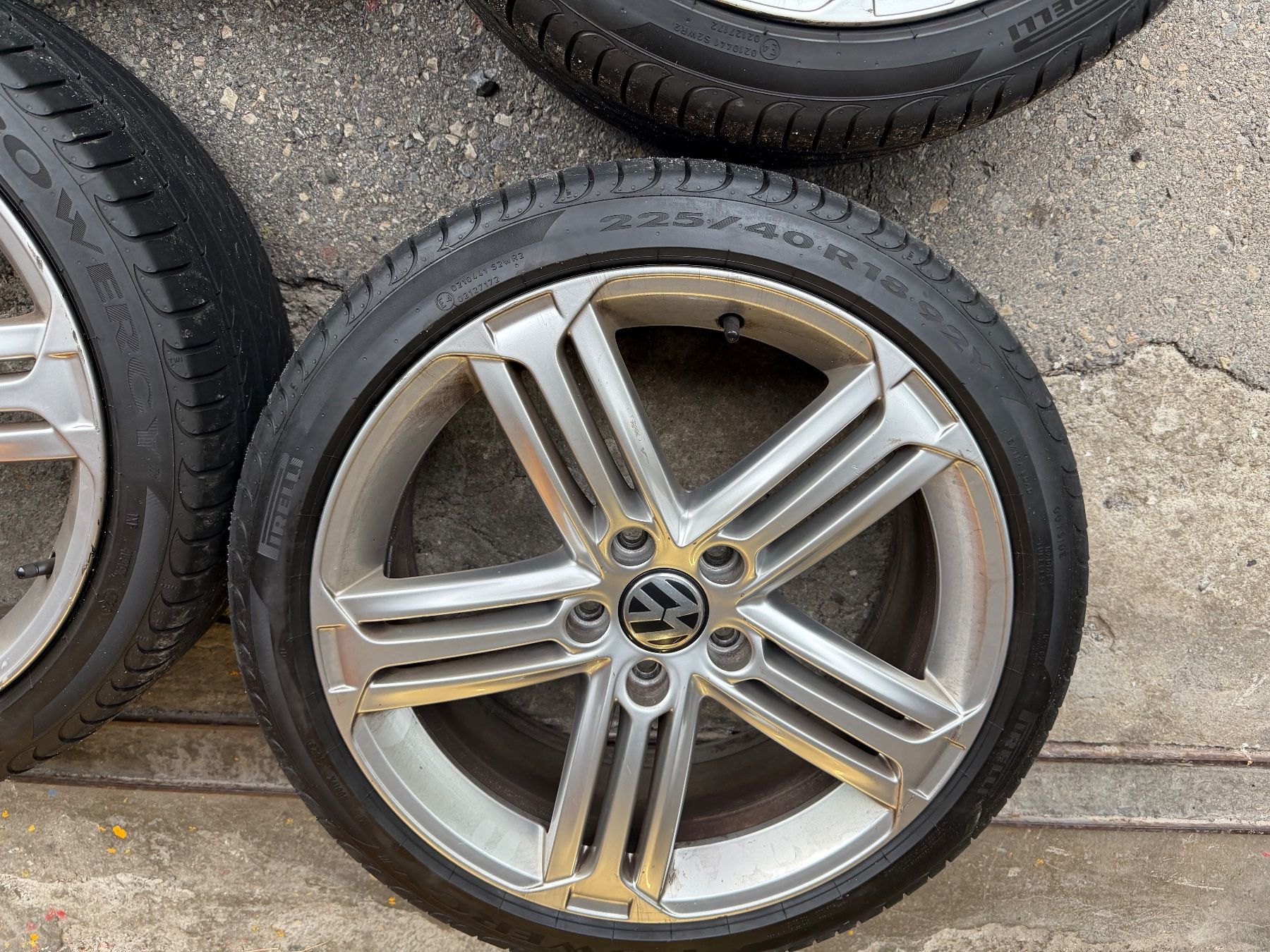 Volkswagen Jantes: Cerchioni Vw golf 6R – D'occasion à Broglio par lory00 3