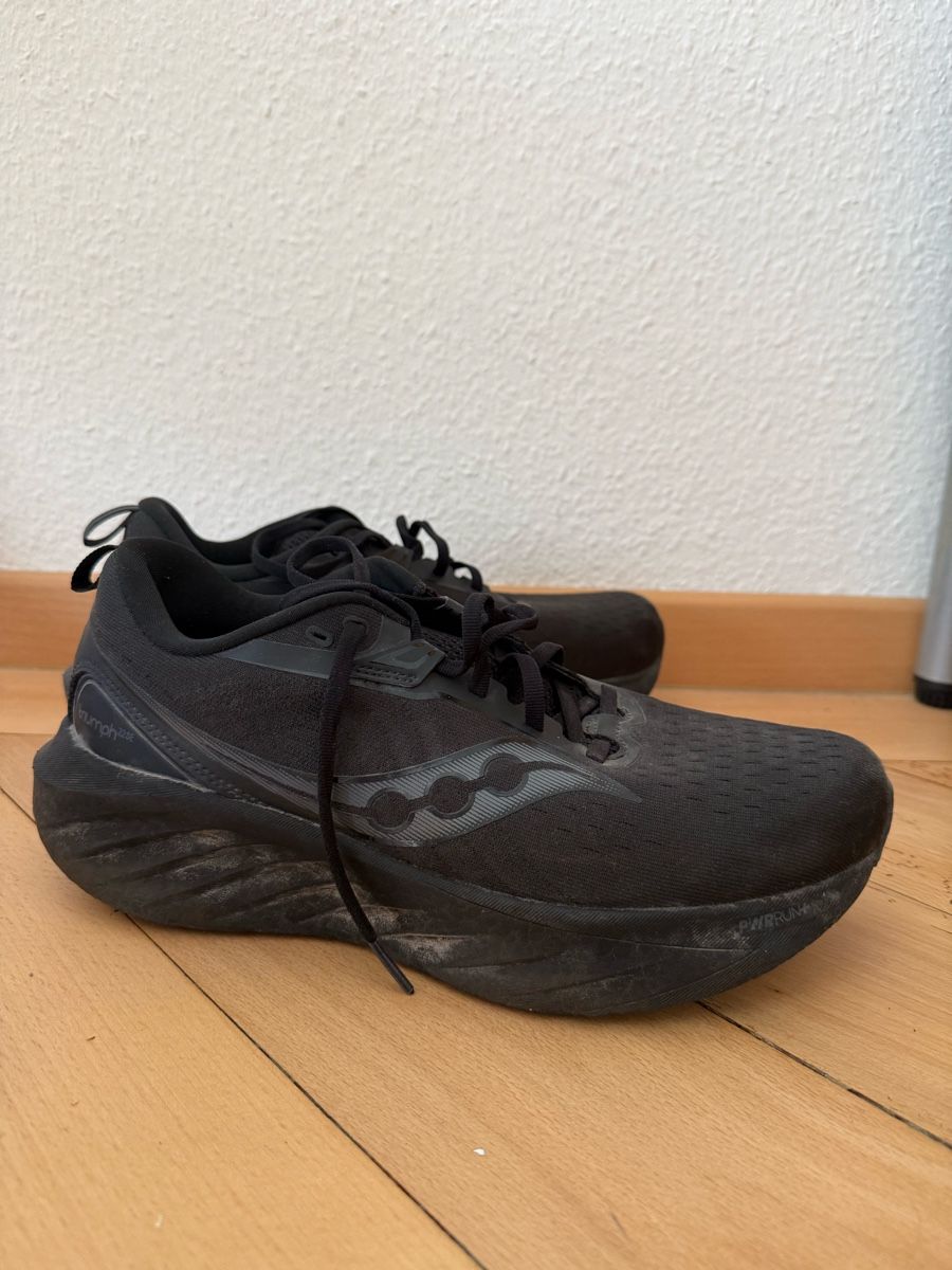 Saucony Herrenschuhe: Saucony Triumph (43) – Gebraucht aus Bern von Laufsport3000