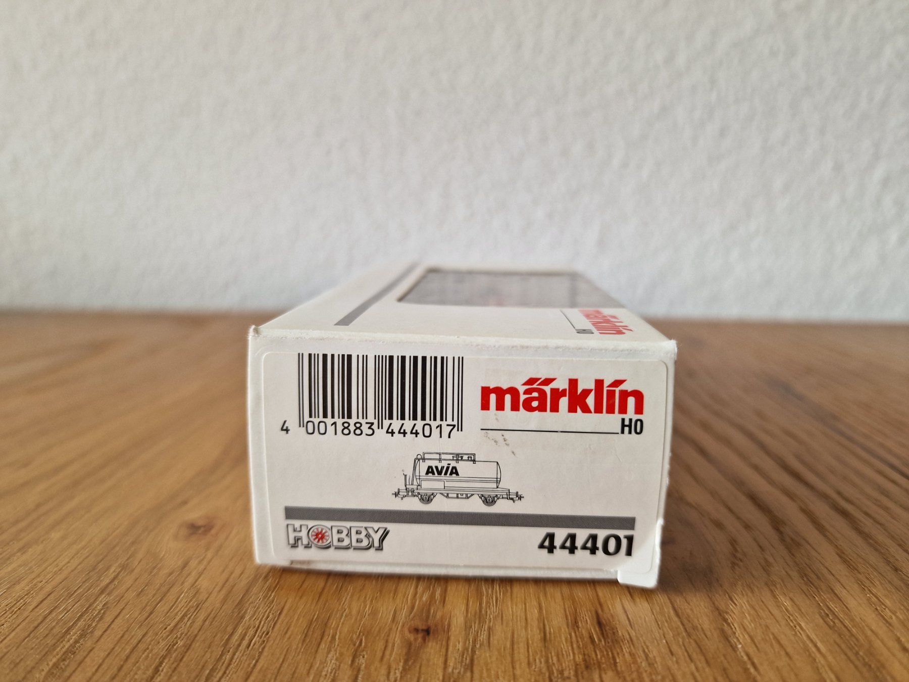 Märklin Modelleisenbahnen: Märklin Tankwagen AVIA H0 – Gebraucht aus Matten b. Interlaken von lor_hr9w 5
