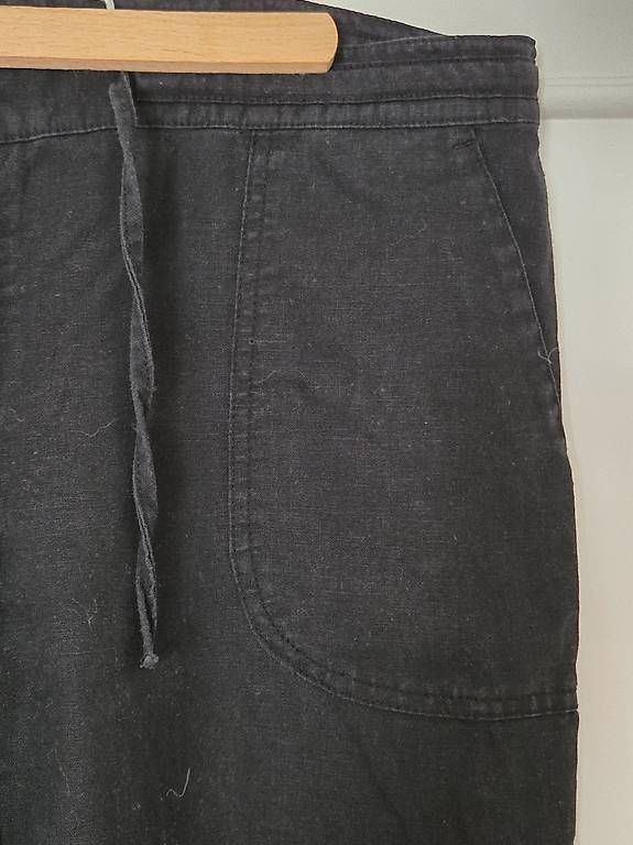Pantaloni: Tolle schwarze Leinen Hose bpc Gr. 36 – Usato da Winterthur venduto da ForeverSnow19 3