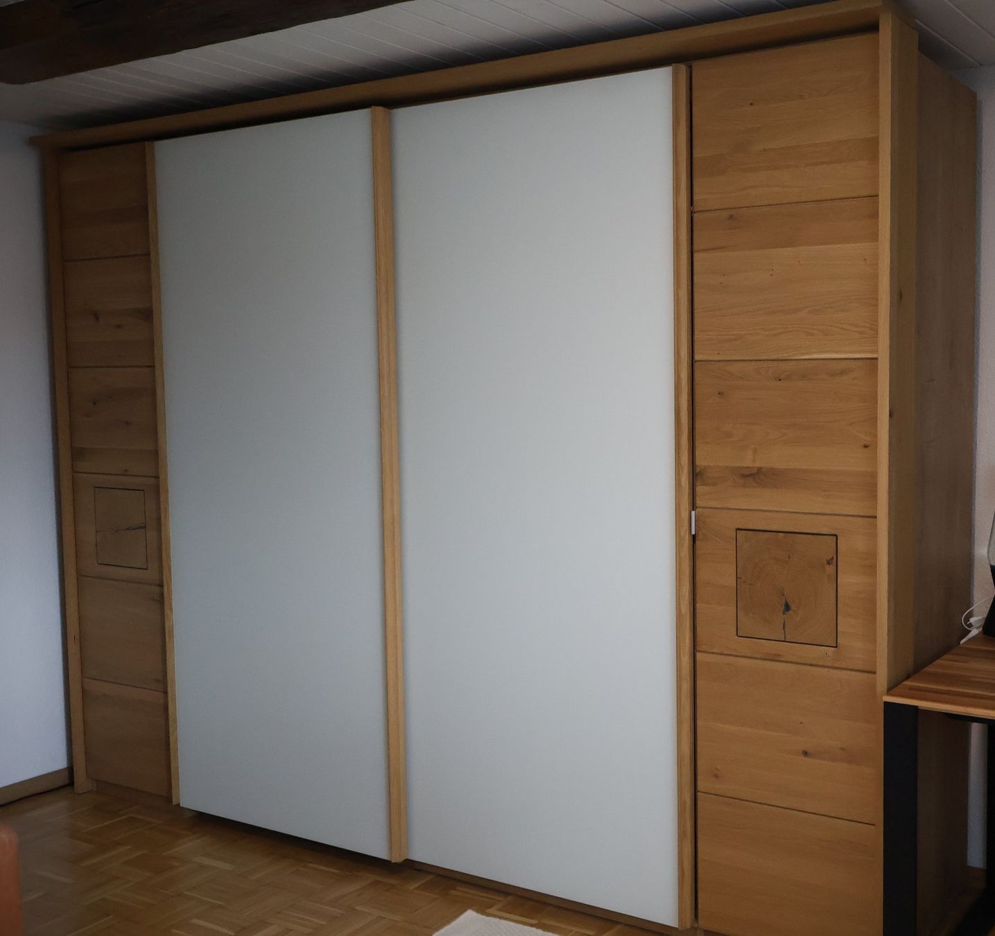 Schränke: Kleiderschrank Eiche – Gebraucht aus Nuglar von mjc_cw9f
