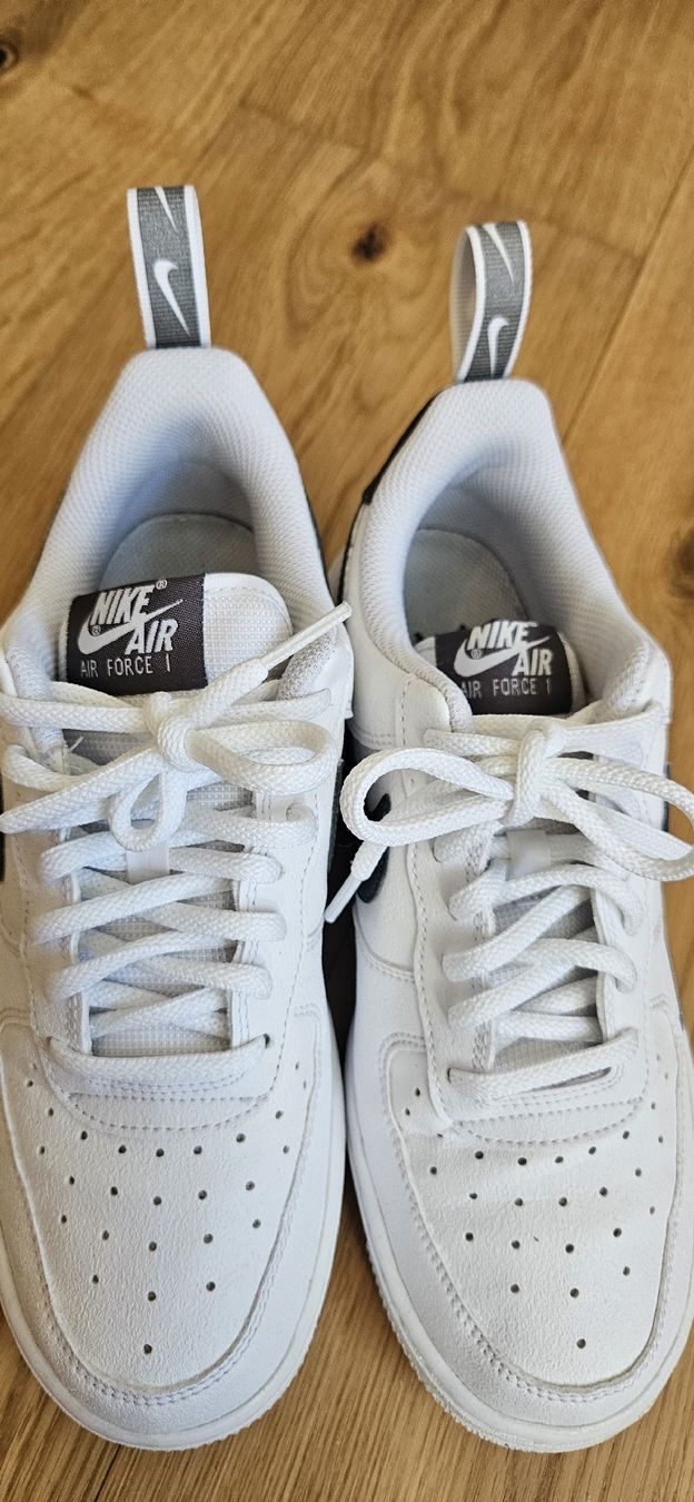 Nike Scarpe da uomo: Nike Air Force 1, Grösse 37.5 – Nuovo (secondo la descrizione) da Tobel venduto da Nicci_dee 3