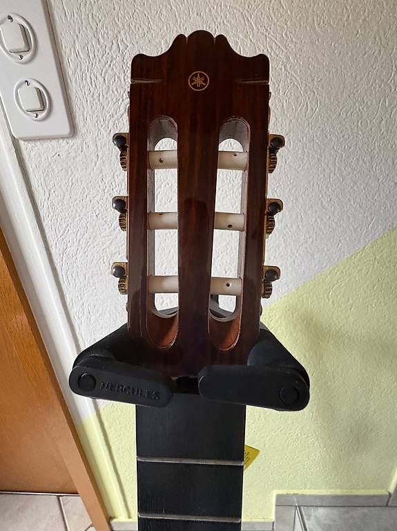 Strumenti musicali: Konzert Gitarre – Usato da Egnach venduto da eliseos 3