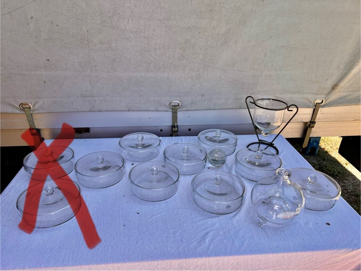 Verres: Glas Schalen mit Deckel (70) – D'occasion à Glattfelden par maa_qcj8