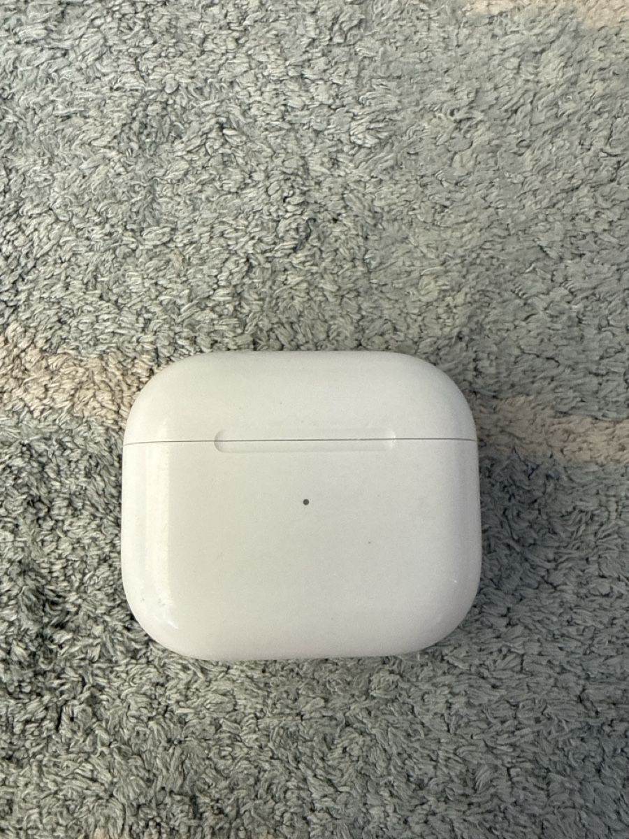 Apple Cuffie: AirPods 3G – Usato da Genève venduto da ono_f8gl