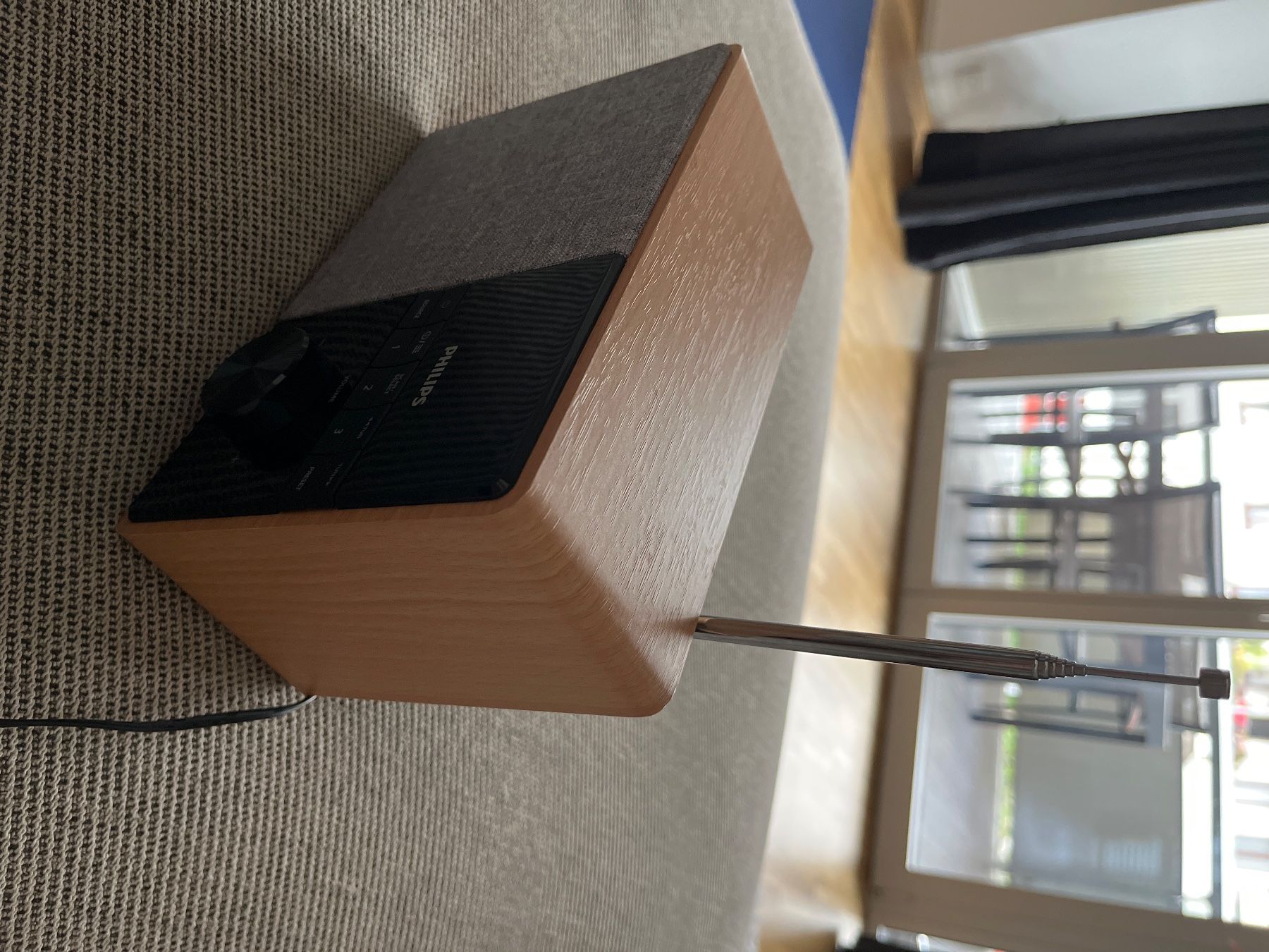 Radios: Digitalradio Philips DAB+ / FM Bluetooth in Holzoptik – D'occasion à Bühler par gug_dzj7 2