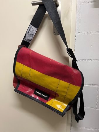 Freitag Tasche, Top Zustand, Rot/Gelb