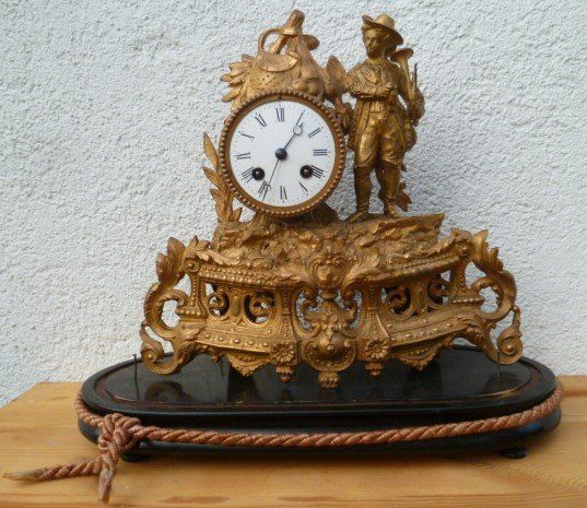 Orologi da terra & Orologi da parete: Antike Kamin / Standuhr Läuft Genau – Usato da Effretikon venduto da Heimstudio 1