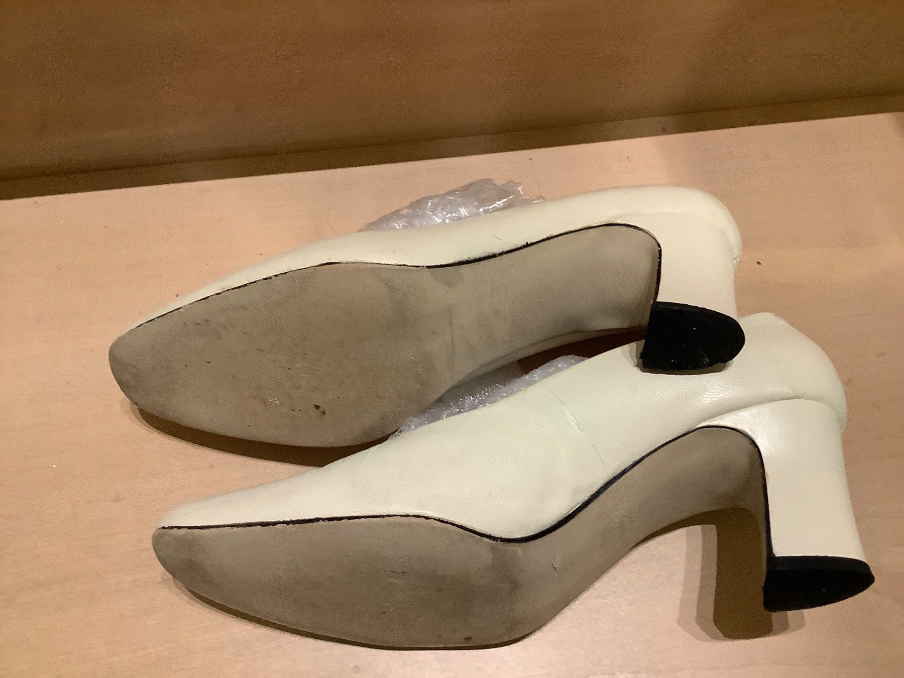 Scarpe da donna: Toller Damen-Lederschuh – Usato da Triesen venduto da Boston5 2