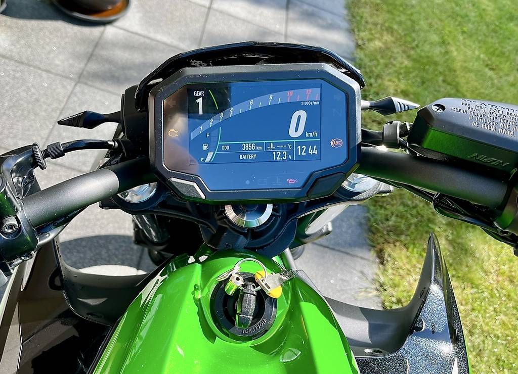 Kawasaki Strada: Kawasaki Z650 – Usato da Niederwil AG venduto da Debi_01 2