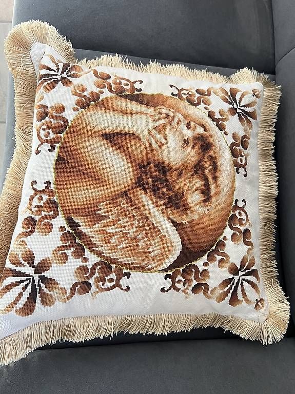 Kissen: Kissen Engel Handmade – Gebraucht aus Pratteln von Luxus.Fee 1