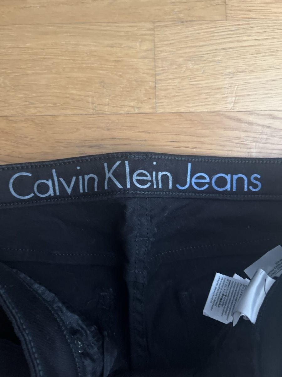 Calvin Klein Jeans: Calvin klein damen jeans – Usato da Nürensdorf venduto da and_5tlm 1