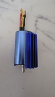 RC Brushless Motor 2200KV mit Alu-Kühlkörper & Goldstecker