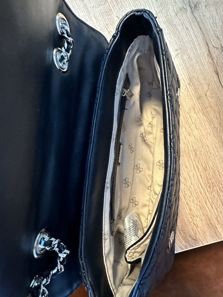 Guess Borse da donna: Guess unhängtasche – Usato da Urdorf venduto da fairfashion 3