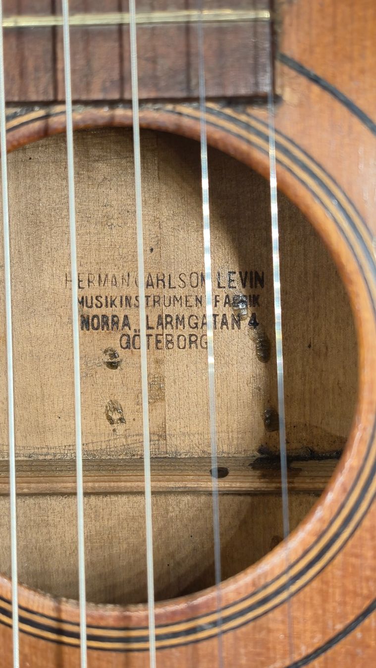Strumenti musicali: Antike Parlor Gitarre Levin Model 3 1911 – Usato da Winterthur venduto da NorrSydGuitars 6