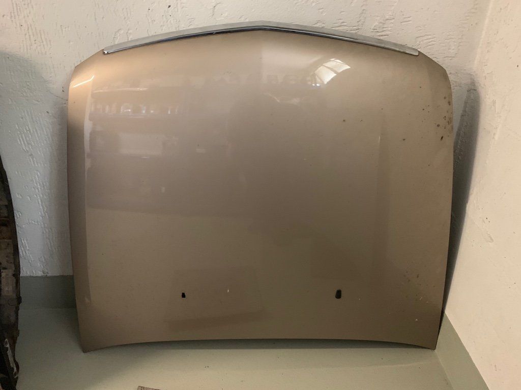 Cadillac Alle Autoersatzteile: Motorhaube Cadillac STS 2005-2010 – Gebraucht aus Stetten AG von klappag