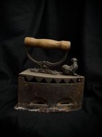 Antique cast iron flat iron with rooster used
