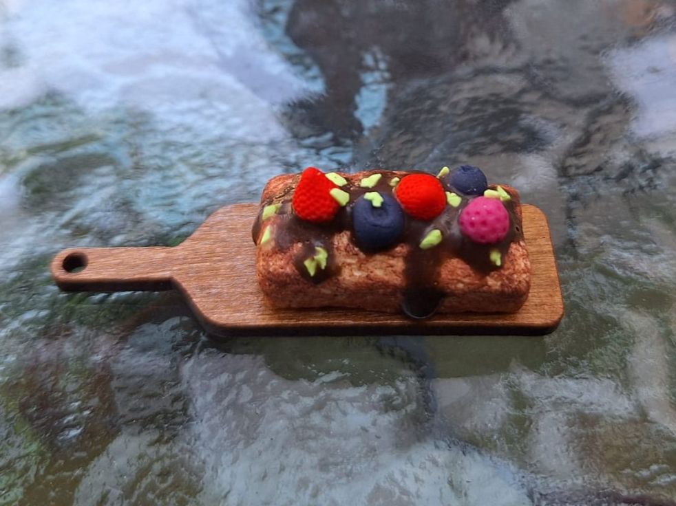 Case e mobili per bambole: Handmade Pistazien Beeren Cake – Nuovo (secondo la descrizione) da Zürich venduto da HandmadeTinyFood 2