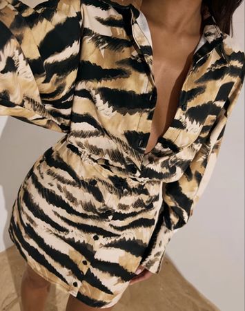 Abito camicia fantasia animalier tg M/L-nuovo