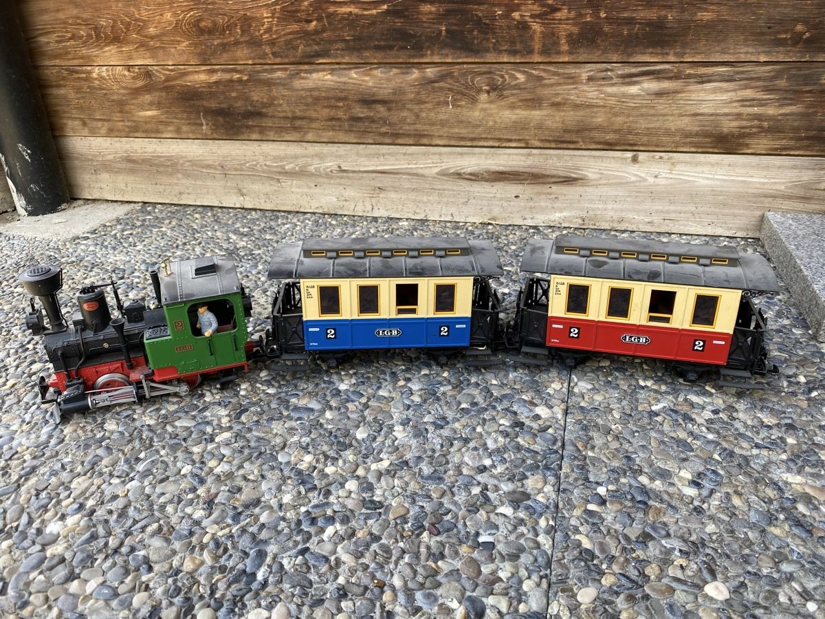 LGB Trains électriques: LGB Dampflok mit Wagen – D'occasion à Saanen par Chrigels89