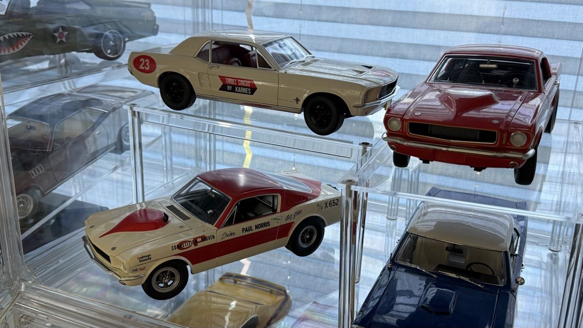 Ford Modellini d'auto: Ford Mustang Coupe 1967,Thrill Circus ! – Usato da Basel venduto da Zomeg 6
