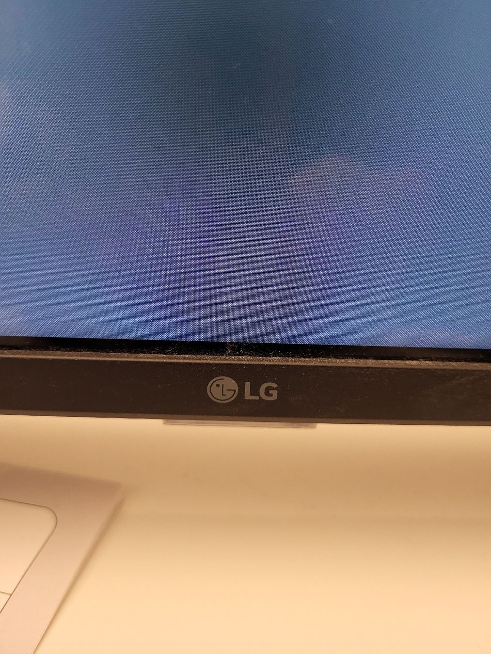 Televisori: TV LG 108cm Diagonal – Usato da Riehen venduto da tamola67 4