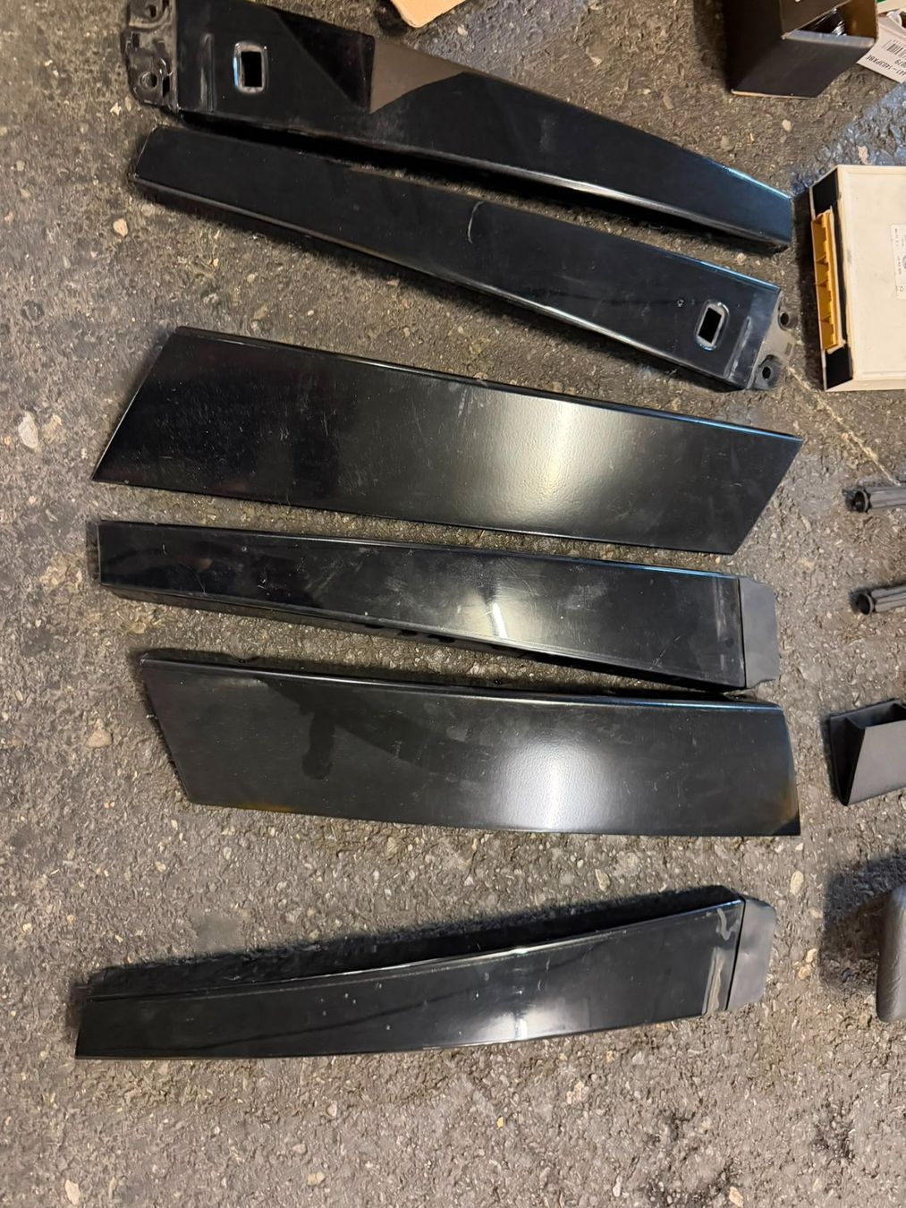 Audi Accessori per altri veicoli: Restposten Quattro S6 Plus Teile ab 1.- – Usato da Altendorf venduto da Faessler04 1