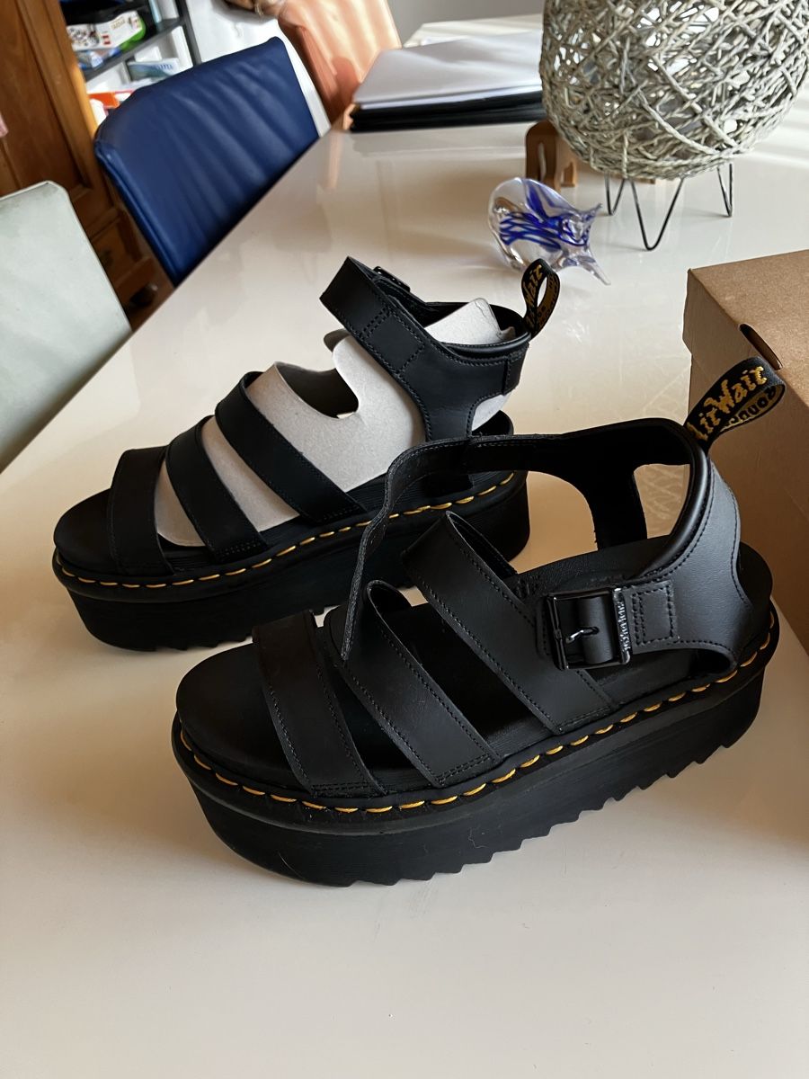 Scarpe da donna: Dr. Martens Sandale – Nuovo e nell'imballaggio originale da Nunningen venduto da Annasue