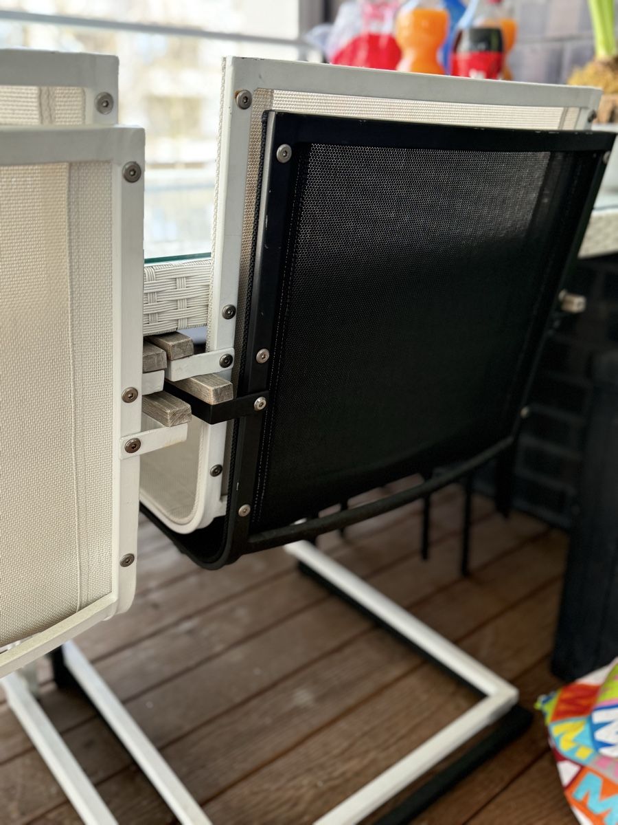 Set di tavolo e panche: tavolo con vetro – Usato da Kloten venduto da mar_6jqh 4